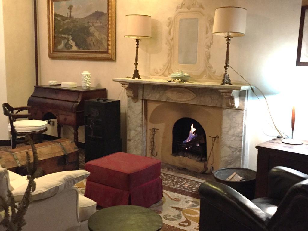 ジェノヴァLa Casa Di Einsteinアパートメント エクステリア 写真